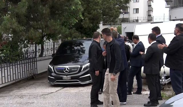 Kemal Kılıçdaroğlu çalışma ofisinde