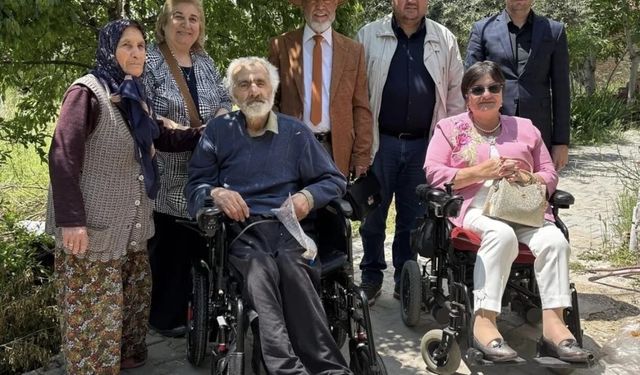 Hayırseverden 5 engelliye bayram hediyesi