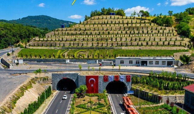 Bakan Uraloğlu  “Türkiye Hızlanıyor” diyerek paylaştı