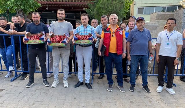 Alaşehir'in en güzel kirazı seçildi