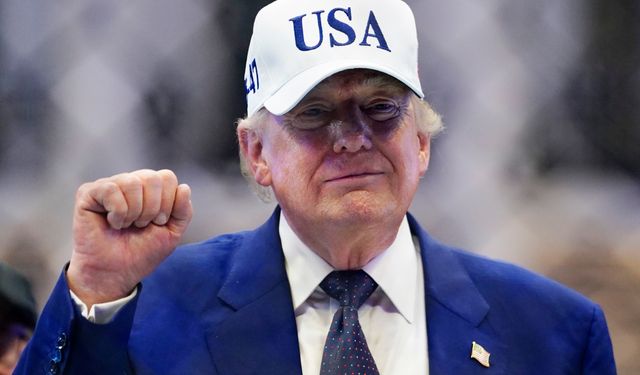 Trump: "Petrol yüklü gemiler Hürmüz Boğazı'ndan geçmeye başladı