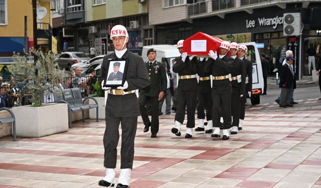 Manisalı Kıbrıs gazisi son yolcuğuna uğurlandı