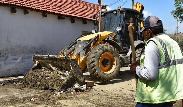 Manisa Büyükşehir Belediyesi’nden Salihli’deki sel mağdurlarına destek
