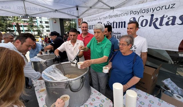 Aşure ikramları Soma ve Akhisar’dan başladı