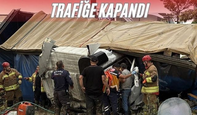 Manisa'da zincirleme kaza; 2 ölü, 4 yaralı