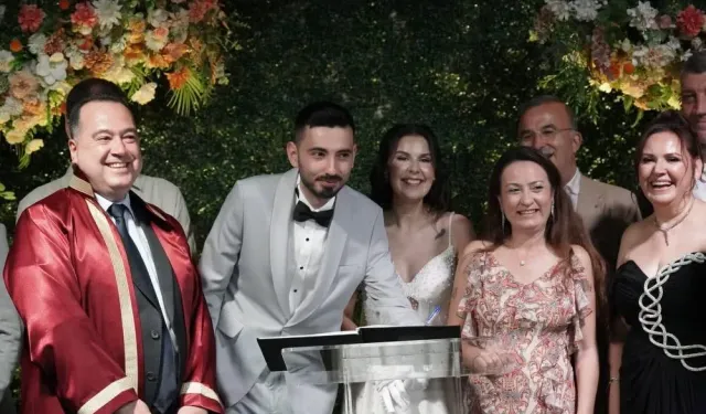 Semih Balaban'ın oğlu Sarp Balaban dünya evine girdi