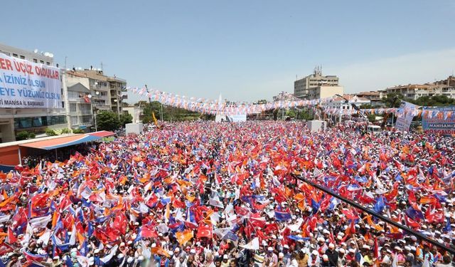 AK Parti'ye dev katılım: Ahmet Karadağ ve 612 kişi...