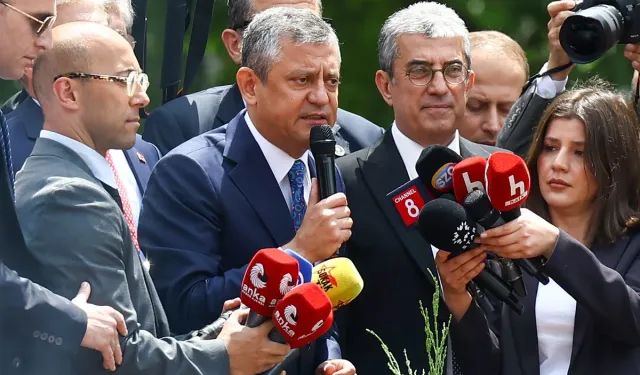 Özgür Özel: "Ak Parti tarafından atananlar genel başkanlık yapamazlar"