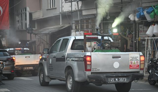 Manisa Büyükşehir’den Sarıgöl genelinde ilaçlama çalışması