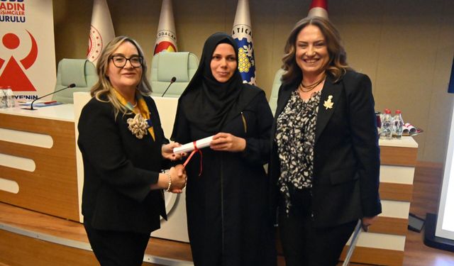 Manisa'da "Sanayide Kadın Eli" Projesi meyvelerini vermeye başladı