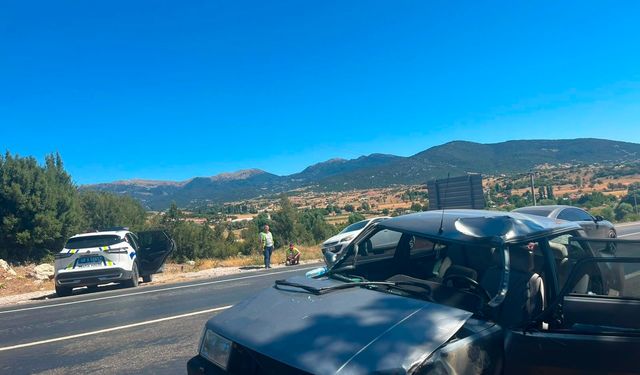 Muğla'da otomobil ile motosiklet çarpıştı: 1 ölü, 2 yaralı