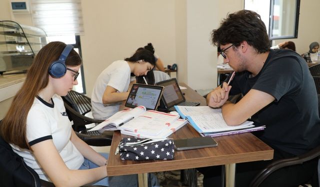 Şehzadeler’den YKS adaylarına ücretsiz koçluk ve deneme kulübü