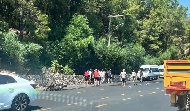 Marmaris-İçmeler yolunda motor kazası: 1 ölü, 1 ağır yaralı