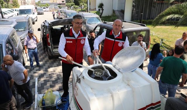 Manisa’da 1 milyon 285 bin sazan yavrusu sularla buluştu