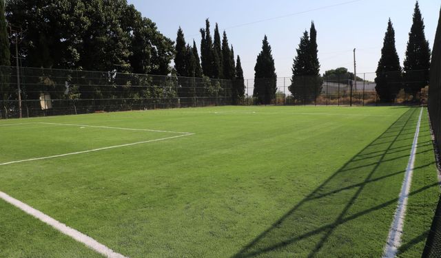 Avşar Mahallesine yeni halı saha