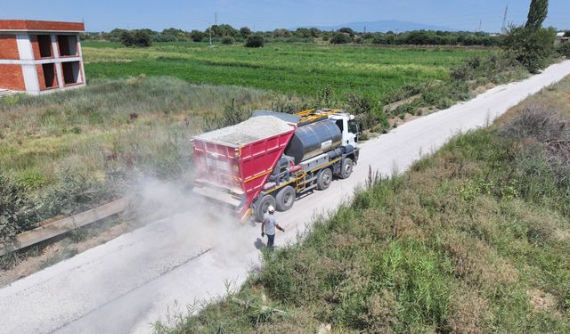 Barbaros Mahallesi’nde 7 kilometrelik soğuk asfalt çalışması