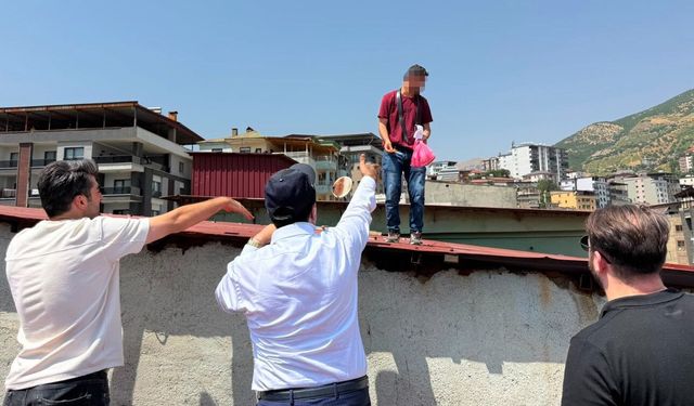 Şehir şehir dolaşıp *nt*h*r etmek istiyor! 242 kez denedi