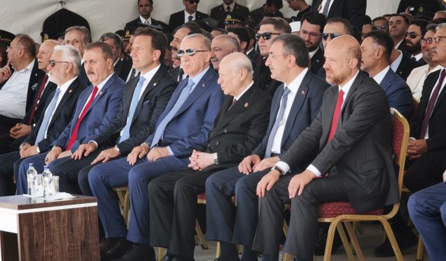 Cumhurbaşkanı Erdoğan: "Bölgemizde tarih yeniden yazılıyor"