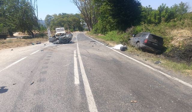Manisa'daki feci kazada 2 kardeş hayatını kaybetti