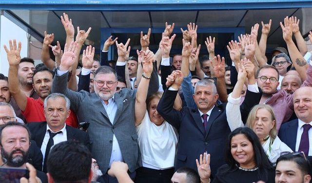 'Menderes' AK Parti'ye geçmişti! CHP o üyeleriyle ilgili harekete geçti