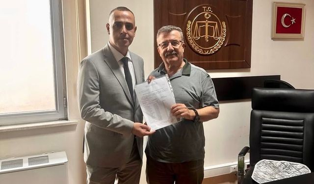 MHP Yunusemre İlçe Başkanı Özkan mazbatasını aldı