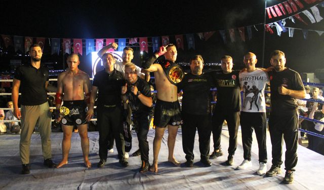 Muaythai şampiyonluk kemerleri Manisa'ya geldi