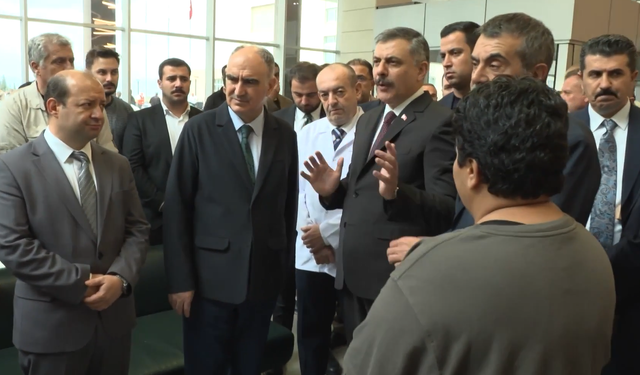 Turgutlu'daki hastane ziyaretinde Bakan Çiftçi'ye duygusal soru: O koca tüfek 15 yaşındaki çocuğun eline nasıl geçer?