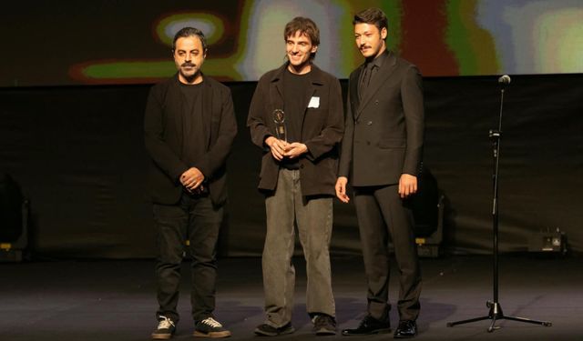 Manisalı genç yönetmenin filmi Altın Koza’da ödül kazandı!