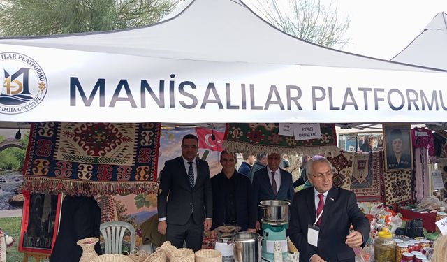 Sarıgöl'ün pekmezi İzmir'de tanıtıldı