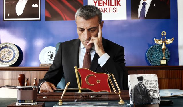 Yenilik Partisi Genel Başkanı Yılmaz: "Mahkeme kararını kınıyorum"