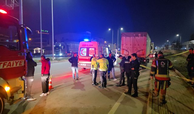 Feci kazada motokurye hayatını kaybetti