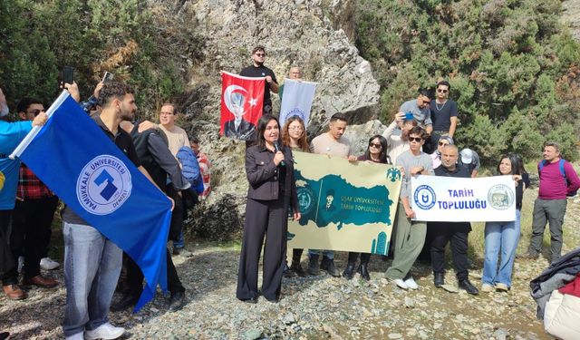 200 öğrenci 850 yıllık sırrı çözmek için savaş alanında ders işledi
