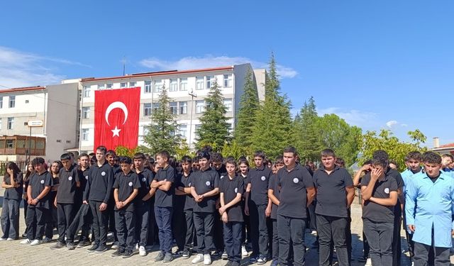 Gördes’in Güneşi doğdu! Meslek lisesinden enerji üreten proje