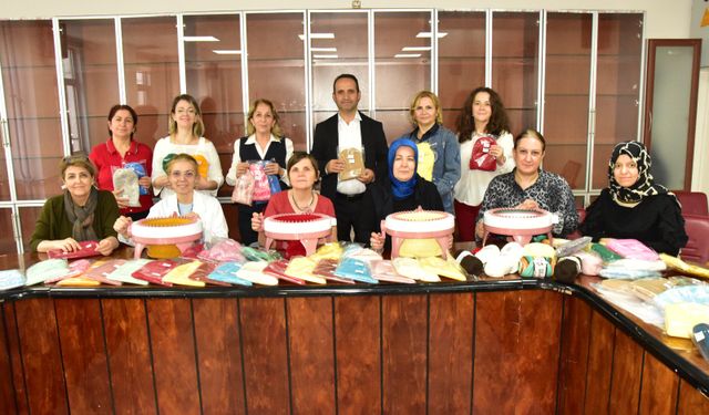 Yunusemre’de Cumhuriyet’in 103. yılına özel 103 bere