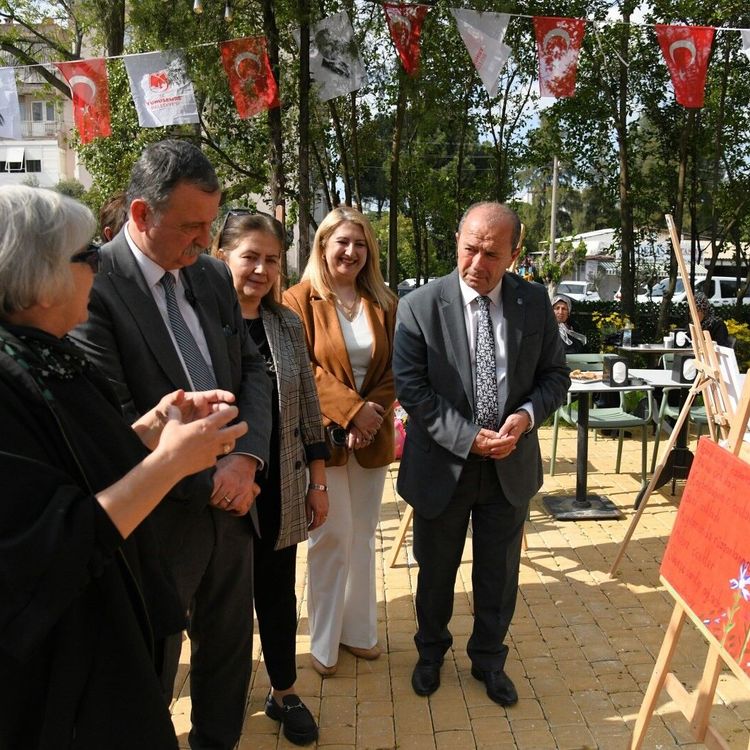 Emekli Kafe'de duygu dolu sergi