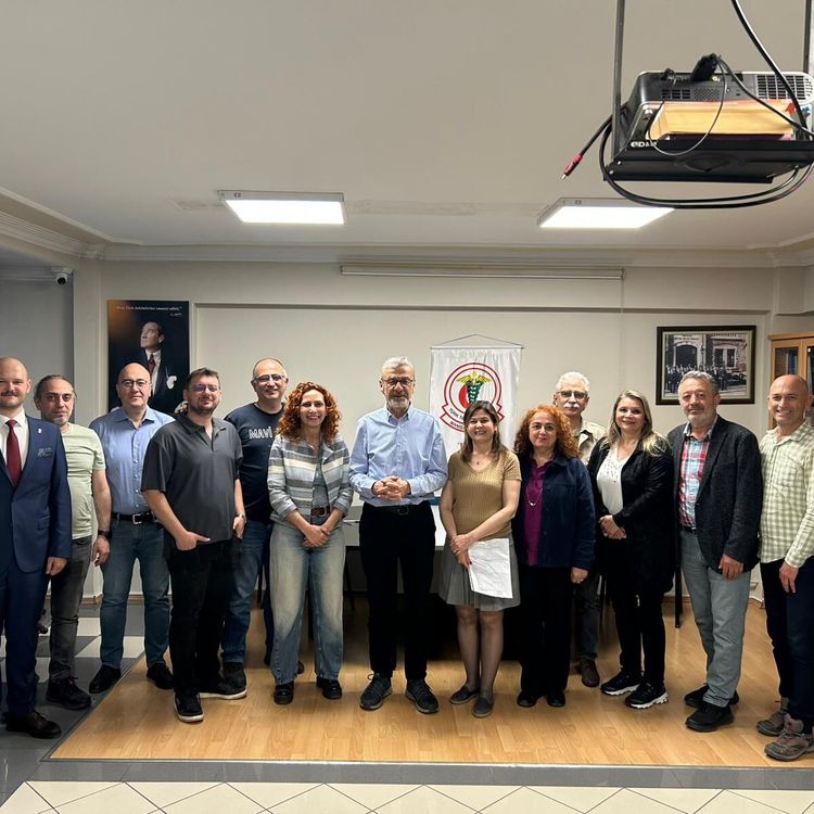 Manisa Tabip Odası'nda yeni başkan Sevil Sapmaz Karabağ oldu