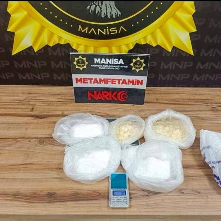 Manisa'da 2 kilo uyuşturucu ile yakalanan şüpheli tutuklandı