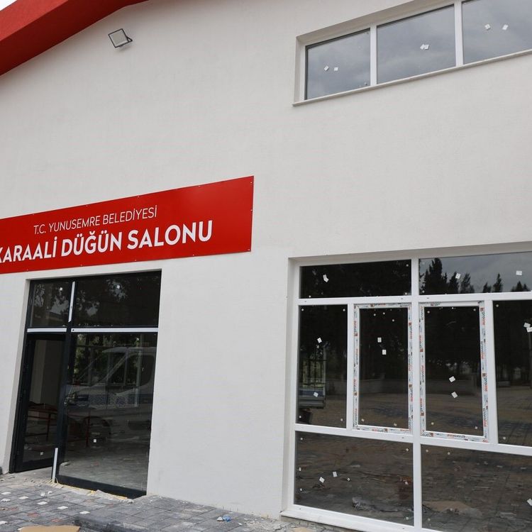 Yunusemre'den Karaali'ye 800 kişilik düğün salonu