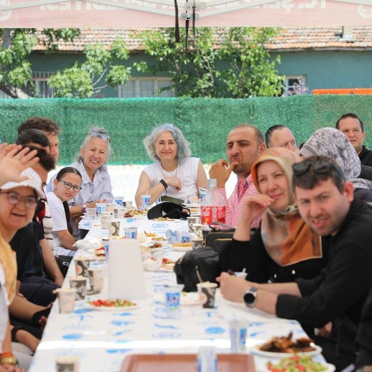 Şehzadeler Engelsiz Yaşam Merkezi'nde anlamlı buluşma