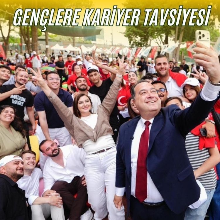 Gençlik Haftasında Gençlerle bir araya geldi