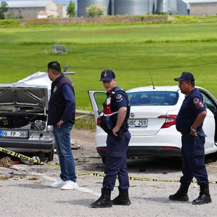 Fiat araçlar bir aileye mezar oldu:  3 ölü, 6 yaralı