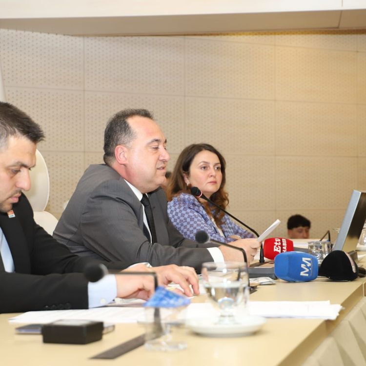 Besim Dutlulu: "Soma’nın geleceğiyle kimse siyaset yapmamalı"