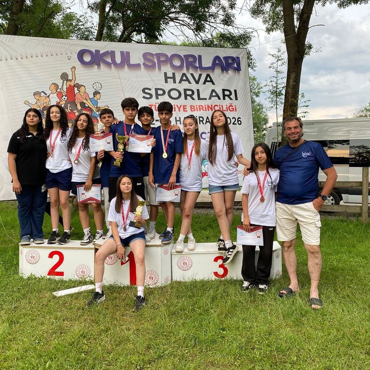 Hava sporlarında Manisa rüzgarı esti