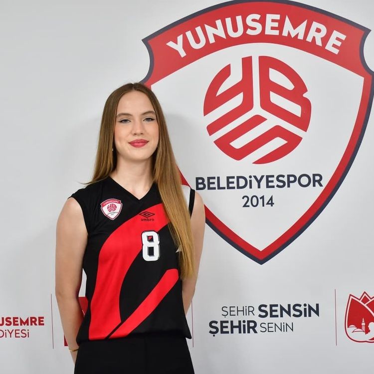 Yunusemre'de smaçör Rengin Nuhoğlu yuvada kaldı