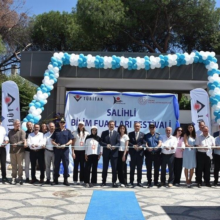 Salihli Bilim Fuarları Festivali açıldı