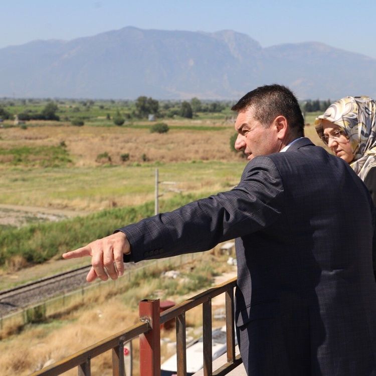 Rektör Kibar Saruhanlı MYO inşaatını yerinde inceledi
