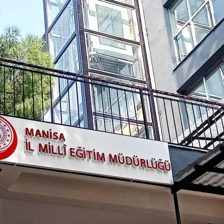 Manisa'da ilçe müdürlüklerinde değişim