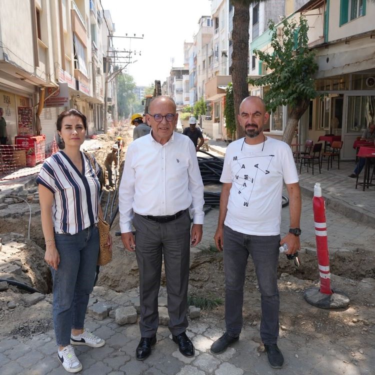 Turgutlu'da altyapı seferberliği sürüyor