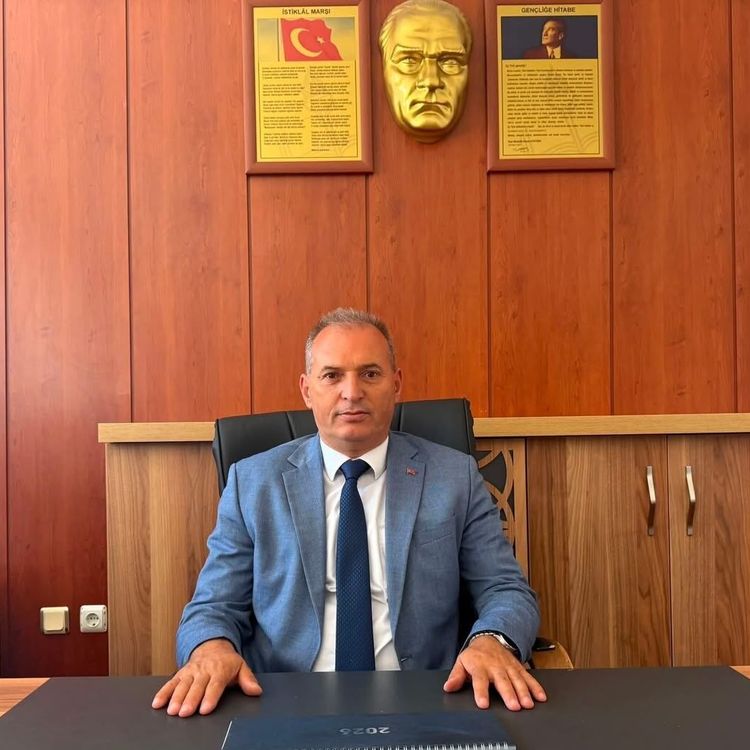 Sarıgöl İlçe Milli Eğitim Müdürü Yıldıray Demirtaş göreve başladı