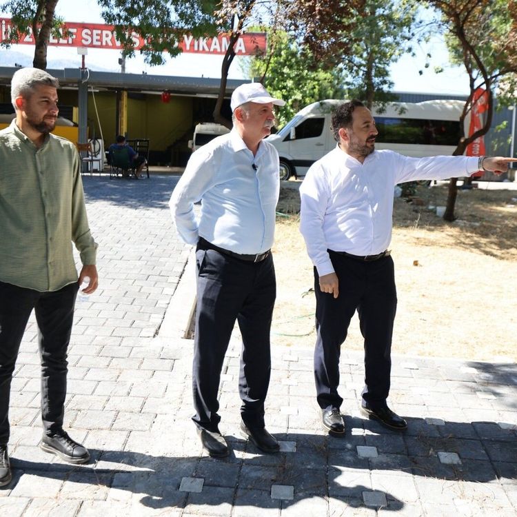 Yunusemre'de seyyar sorununa neşter